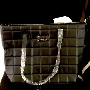 NWT London Fog Black purse. Beautiful accessory!